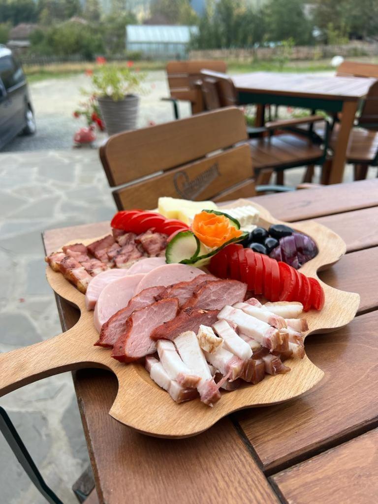 Pensiunea Mireasma Bucovinei Crucea Esterno foto